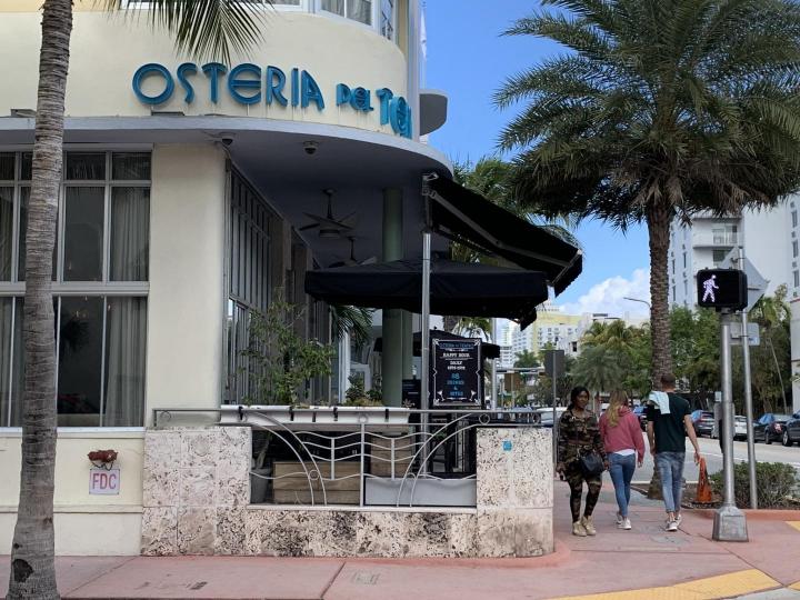 Toldos Telescópicos Miami Dade