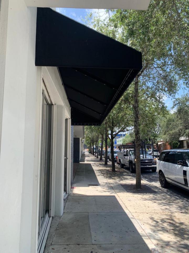 Instaladores de Sombras Comerciales Miami Dade