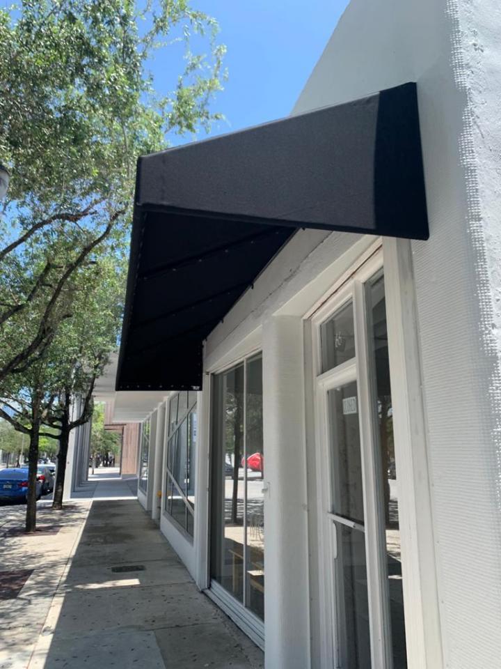 Toldos Comerciales Personalizados Miami Dade