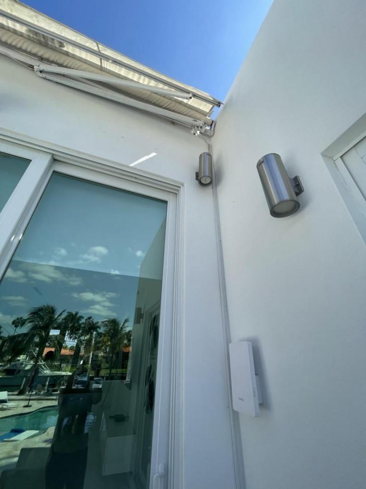 Toldos Ajustables Miami Dade