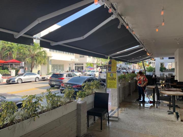 Instaladores de Sombras Comerciales Miami Dade