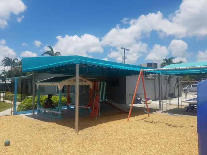 Sistemas de Sombras Comerciales Miami Dade