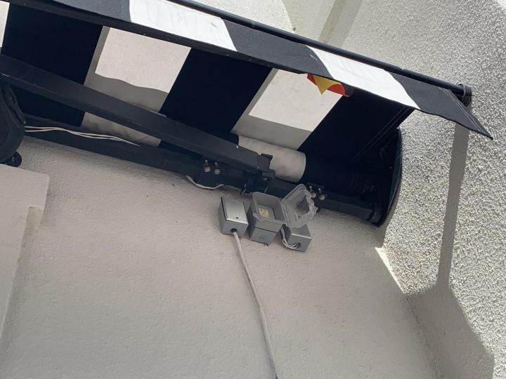 Toldos Ajustables Miami Dade